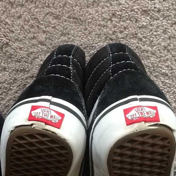 Vans - Picture 8 of 8